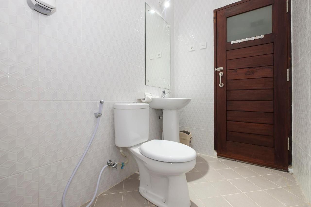 Hotel Oyo 3716 Dijobi Sempidi Exteriér fotografie