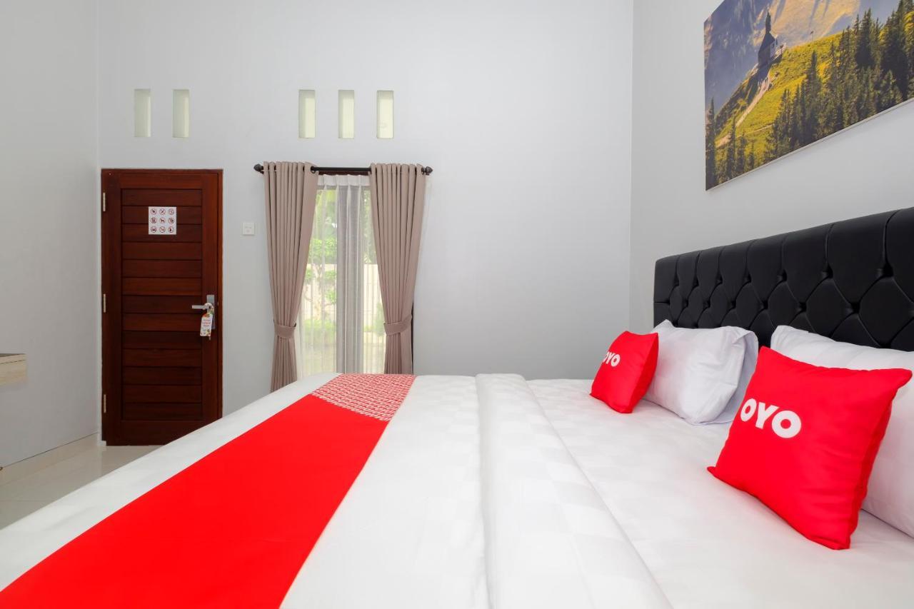 Hotel Oyo 3716 Dijobi Sempidi Exteriér fotografie